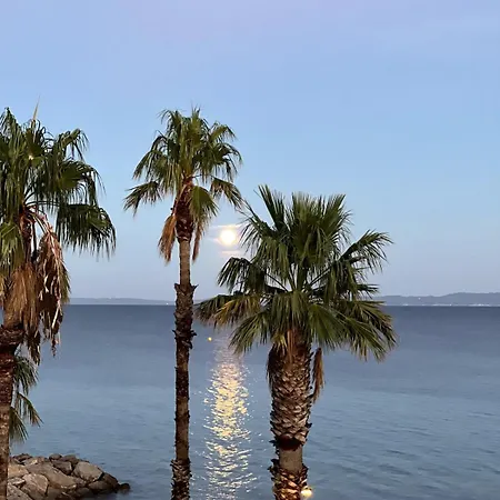 Chez Jo Duplex Terrasse Vue Apartamento Hyères